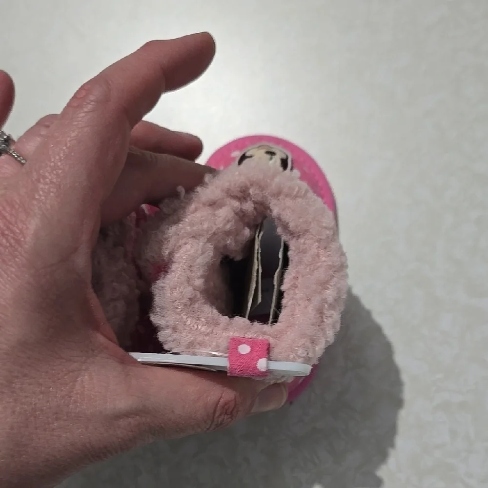Disney Pink‎ Minnie Mouse Slippers with Plush Lining